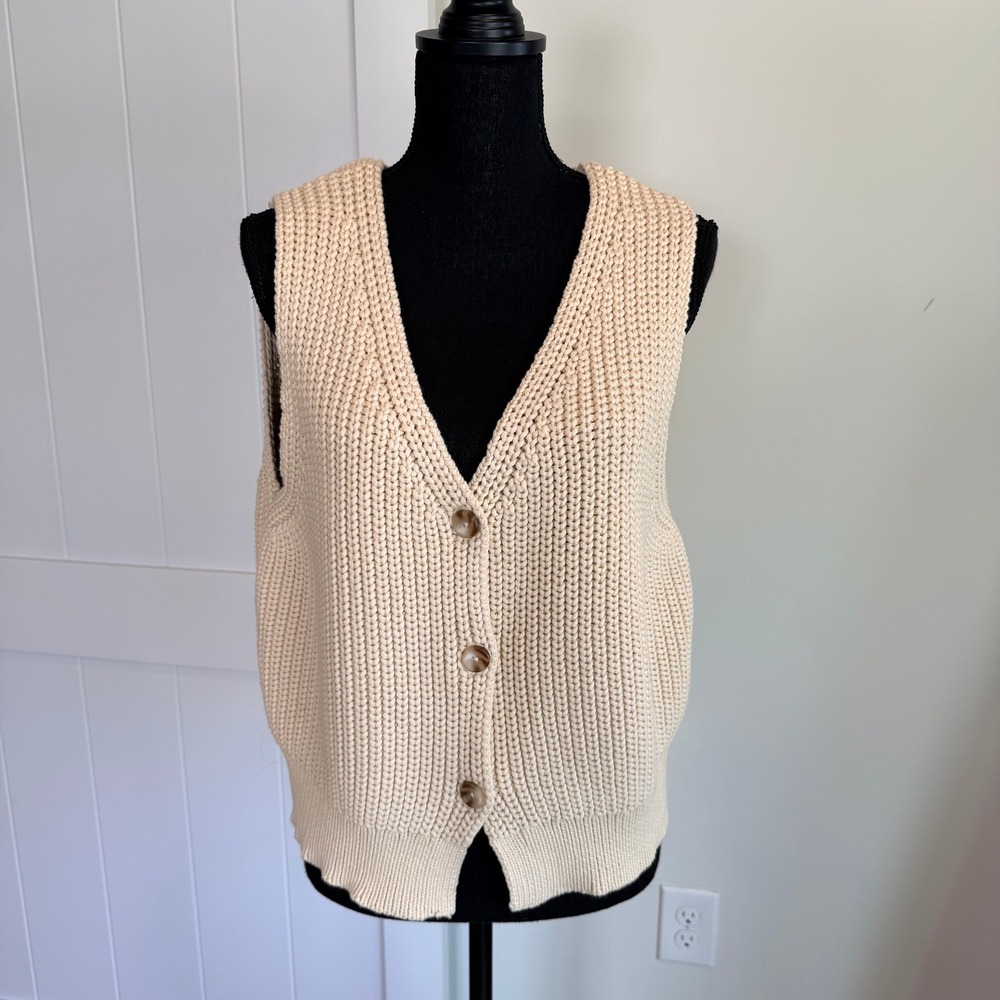 Topshop Cream Chunky Knit Sweater Vest V-Neck Button Front Beige Size S US 4-6